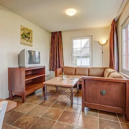 Feriehus Roompot Cochem Ediger Eller Dmg061007 Fyc *